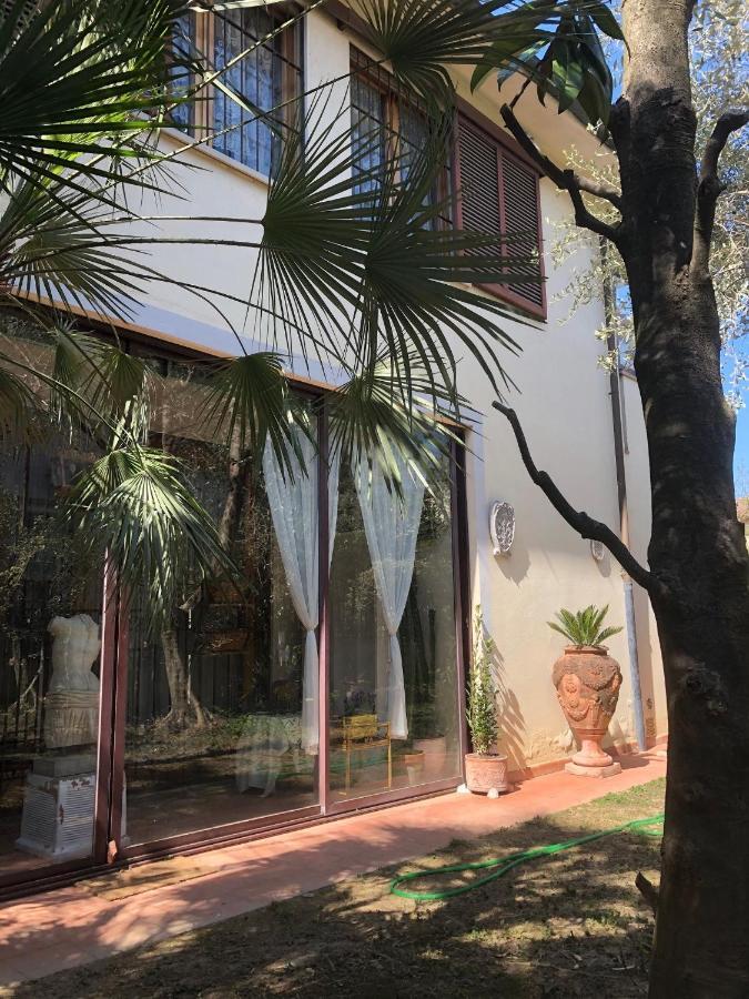 La Villa Bianca - Appartamento In Villa Sesto Fiorentino Eksteriør bilde